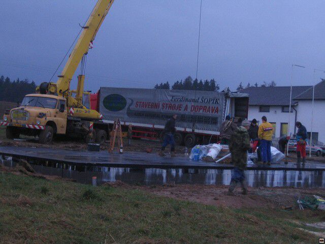Stavba naeho instantnho domu. Leden 2006