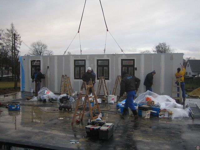 Stavba naeho instantnho domu. Leden 2006