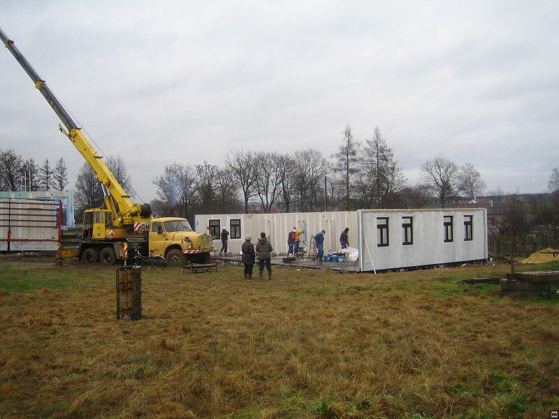 Stavba naeho instantnho domu. Leden 2006