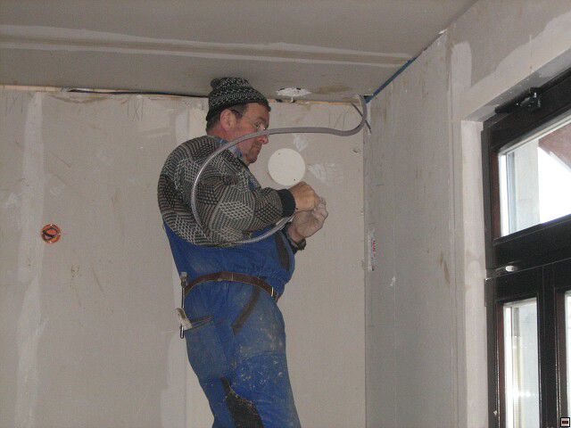 Stavba naeho instantnho domu. Leden 2006