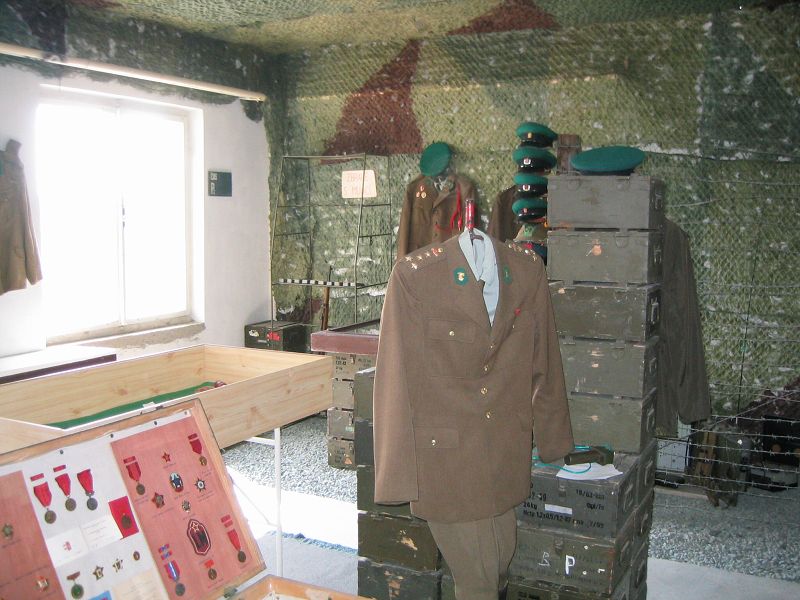 Veterni PS na vlet v pohranin rot Valtice - 2004