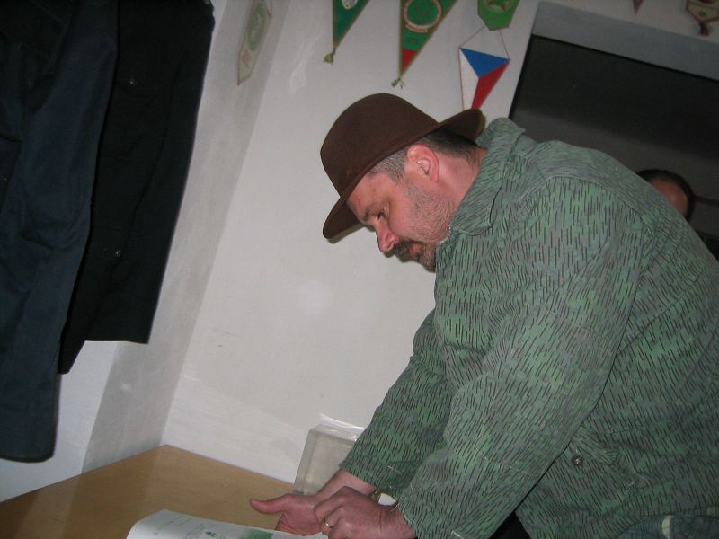 Veterni PS na vlet v pohranin rot Valtice - 2004